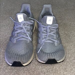 ADIDAS ULTRABOOST